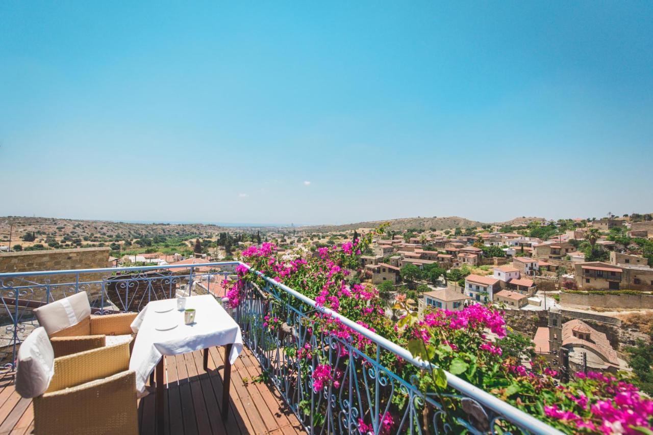 Adamos Hotel Apartments Tochni Exterior foto