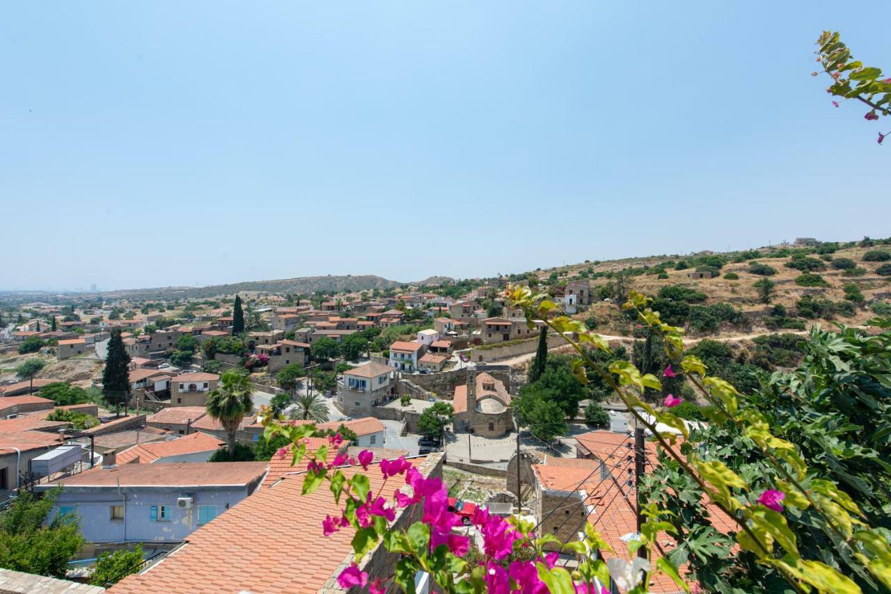 Adamos Hotel Apartments Tochni Exterior foto